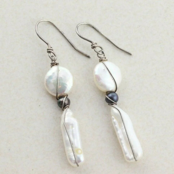 Sterling Silver White and Black Pearl Earrings Dangle Drop Earrings - Picture 7 of 7
